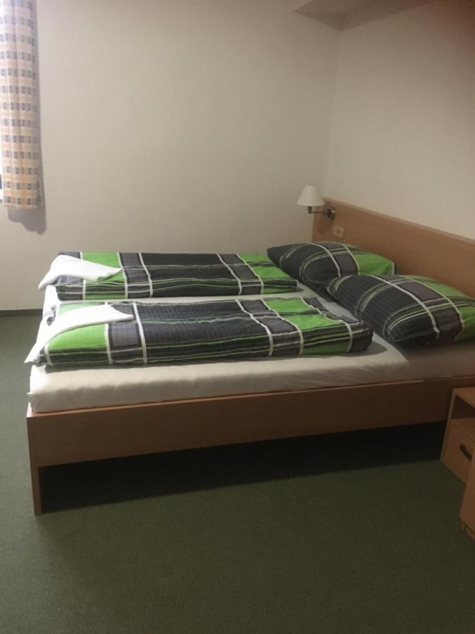 Hotel Salajka Горни-Ломна Экстерьер фото